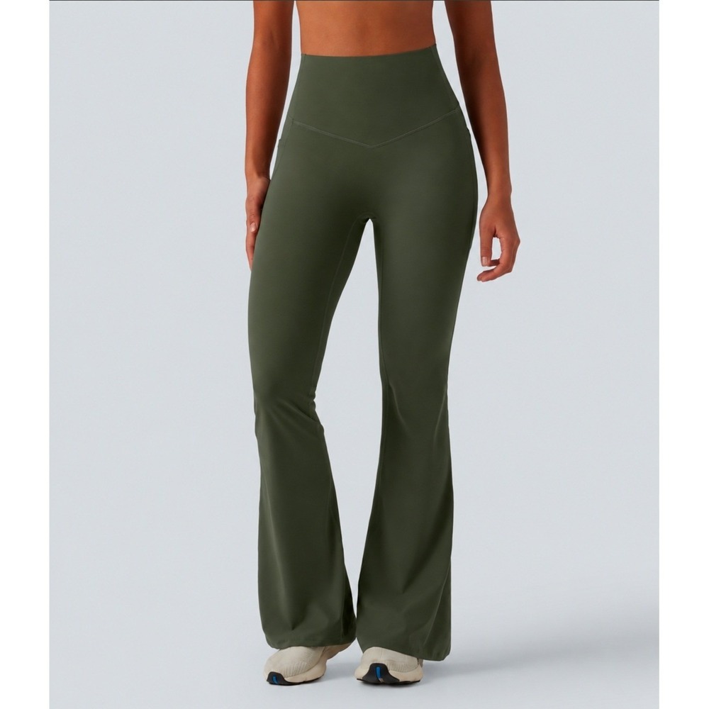 Halara UltraSculpt High Waisted Pocket Flare Yoga Pants Green Medium Tall